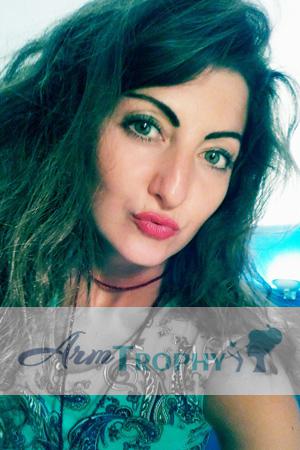 176324 - Svetlana Age: 40 - Russia