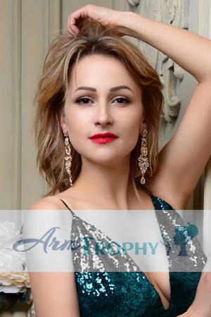 177068 - Maryna Age: 37 - United Arab Emirates