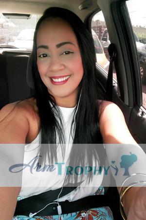 177212 - Yesica Age: 43 - Colombia