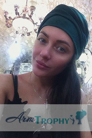 177293 - Dina Age: 32 - Russia