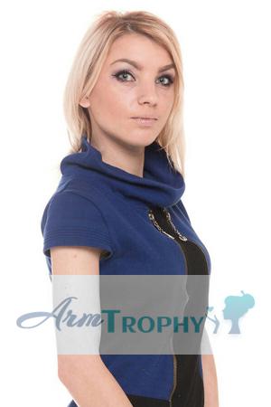 177426 - Elena Age: 35 - Russia