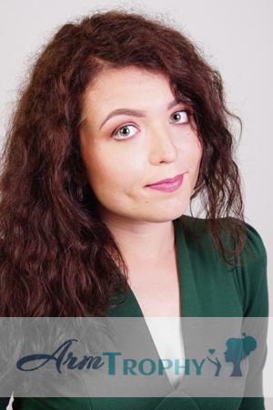 177674 - Ekaterina Age: 34 - Russia