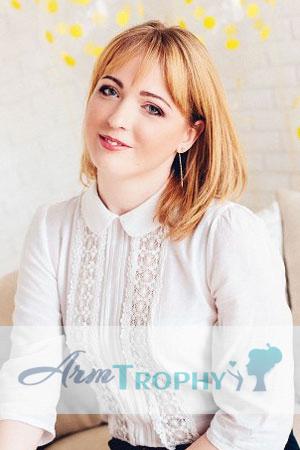 179557 - Yaroslava Age: 35 - Ukraine