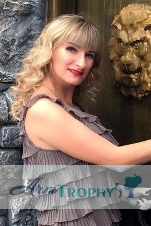 180310 - Elena Age: 38 - Ukraine