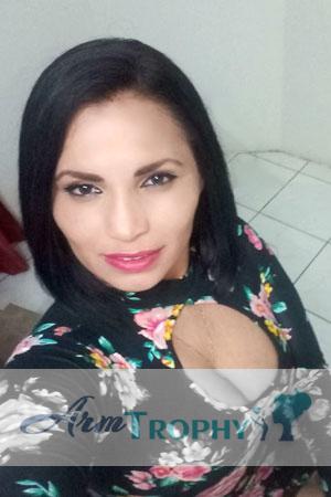 180645 - Andrea Age: 39 - Costa Rica