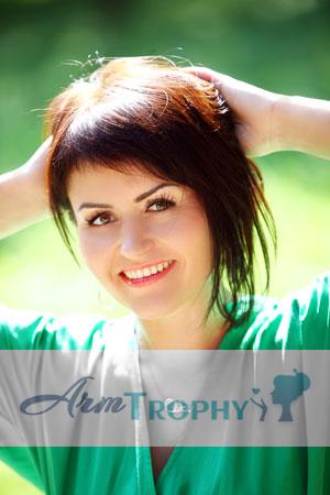 182293 - Oksana Age: 39 - Ukraine