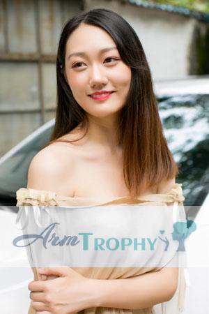 182435 - Shiru Age: 27 - China