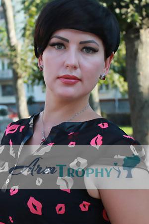 183020 - Oksana Age: 41 - Ukraine