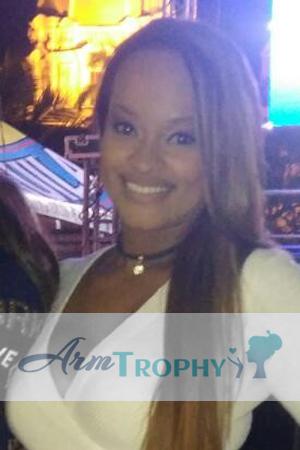 183296 - Dayana Age: 33 - Colombia
