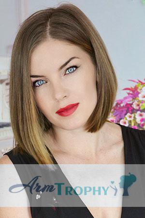 183717 - Elena Age: 36 - Russia