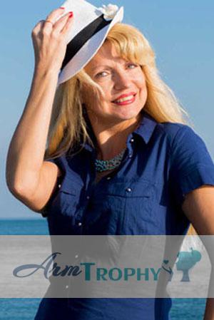 184157 - Elena Age: 42 - Switzerland