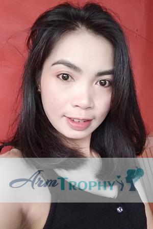 184208 - Suphannipa Age: 37 - Thailand