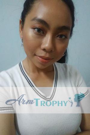 184890 - Uraisree Age: 24 - Thailand