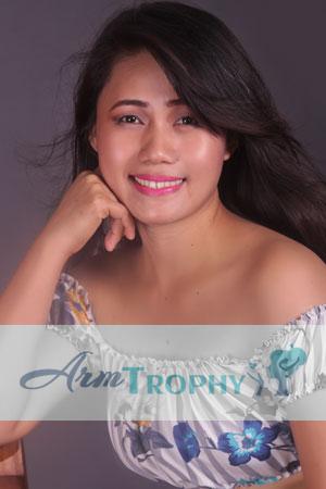 185560 - Lesly Age: 24 - Philippines