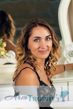 185680 - Olga Age: 47 - Russia