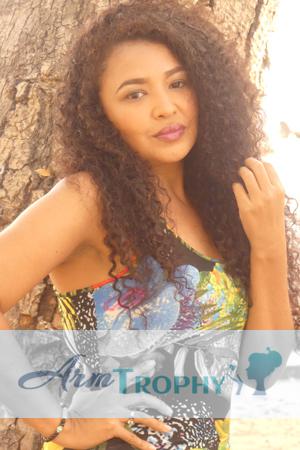 185875 - Monica Age: 39 - Colombia