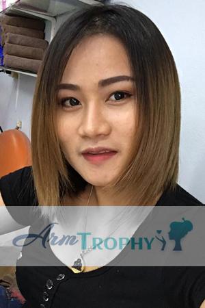 186100 - Ausa ployly Age: 29 - Thailand