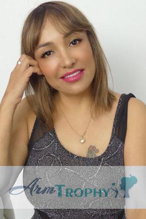 187602 - Rosa Elena Age: 53 - Colombia