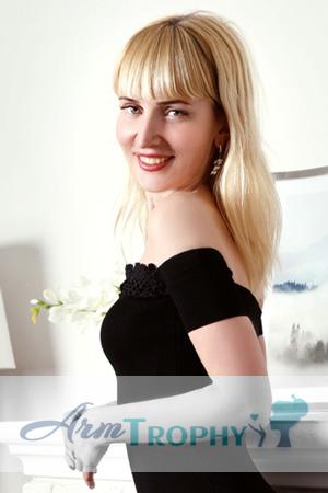 188218 - Oksana Age: 45 - Ukraine