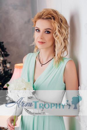 189355 - Yevheniia Age: 40 - Ukraine