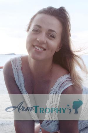 190154 - Olena Age: 36 - Ukraine