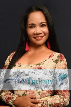 Philippines women