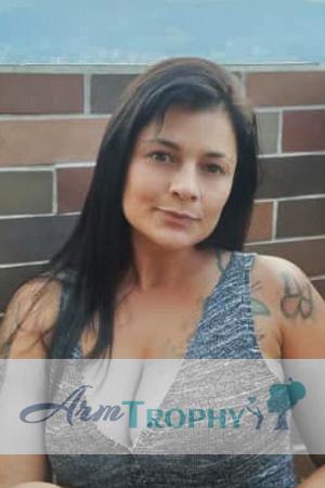 193143 - Isabel Age: 38 - Colombia