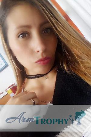 193593 - Yuly Age: 31 - Colombia