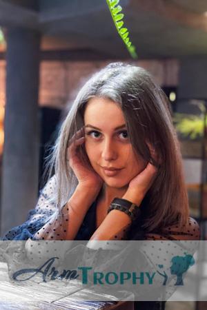 195745 - Alina Age: 28 - Russia