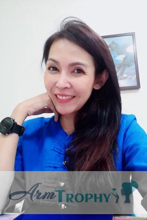 196186 - Jirachaya (Kik) Age: 44 - Thailand