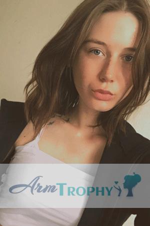 196784 - Darya Age: 27 - Russia