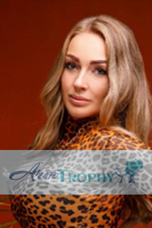 196948 - Olena Age: 35 - Ukraine