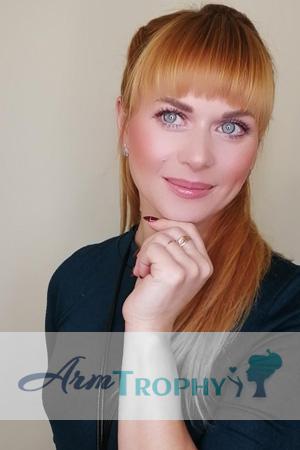 197849 - Oksana Age: 33 - Belarus