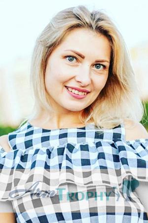 197850 - Lubov Age: 37 - Russia