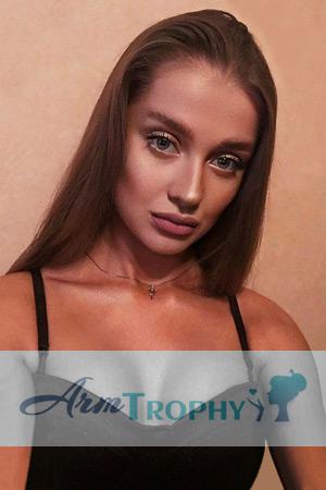 198076 - Anastasia Age: 27 - Ukraine