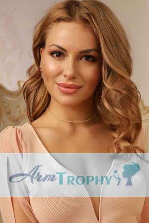 198257 - Julia Age: 32 - Ukraine