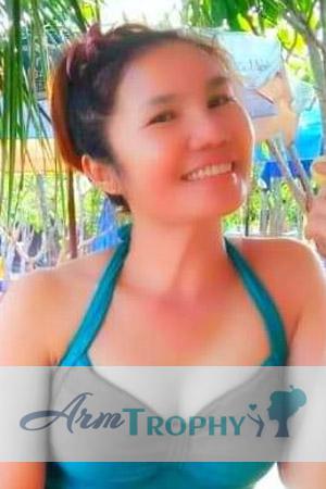 200556 - Tachinee Age: 52 - Thailand
