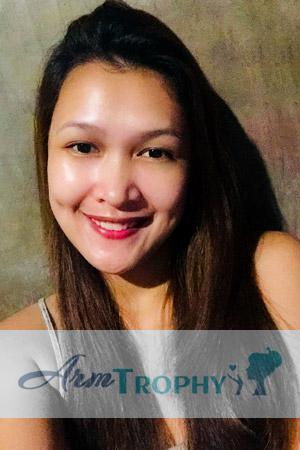 201612 - Ma. Catherine Age: 23 - Philippines