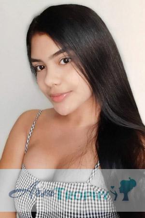 202017 - Valeria Age: 20 - Colombia