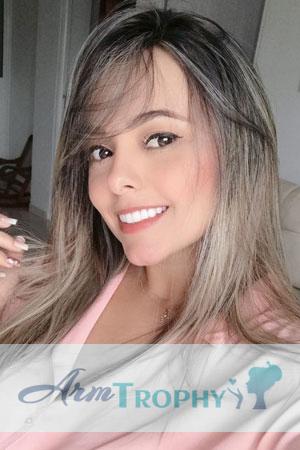 202503 - Carolina Age: 27 - Colombia