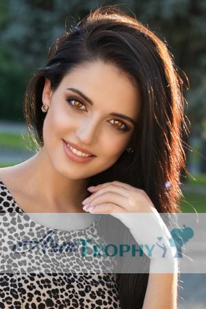 202735 - Ekaterina Age: 31 - Ukraine