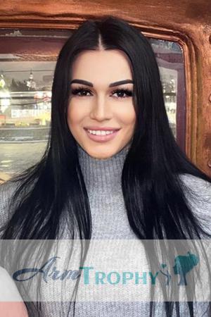 203278 - Lyudmila Age: 28 - Ukraine