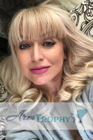 203292 - Oksana Age: 53 - Ukraine