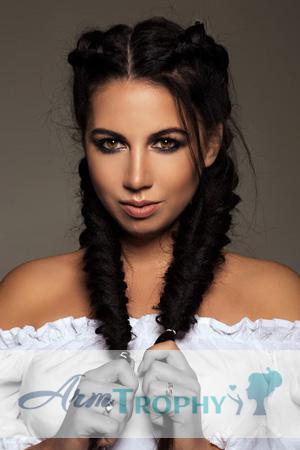 203796 - Yulana Age: 34 - Ukraine