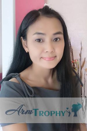 203878 - Namfon Age: 42 - Thailand