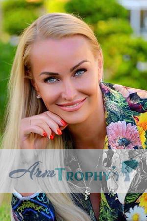 204270 - Oksana Age: 45 - Ukraine