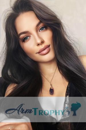 204281 - Elena Age: 27 - Ukraine