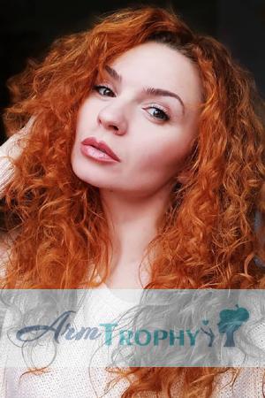 204531 - Nataliia Age: 39 - Ukraine