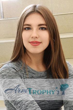 205207 - Daryna Age: 19 - Ukraine