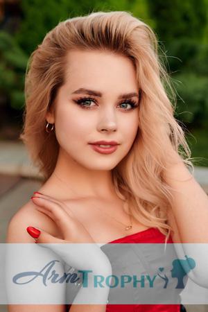 205309 - Angelica Age: 18 - Ukraine